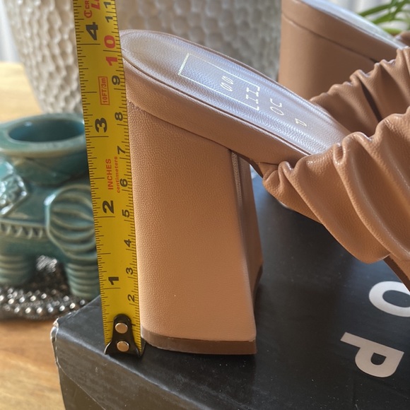 🔥the cutest little pumps!🔥 - Picture 8 of 9